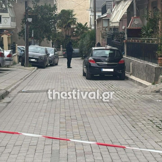 Θεσσαλονίκη: Ασφυκτικό θάνατο «βλέπουν» οι Αρχές για την 59χρονη - Αναζητούν απαντήσεις στο κινητό