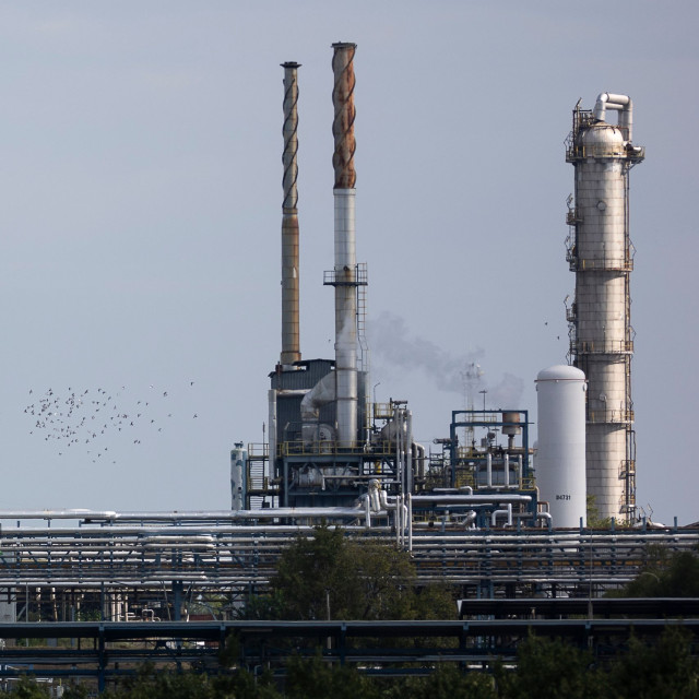 Επίτροπος Ενέργειας σε χώρες ΕΕ: Προετοιμαστείτε για παρατεταμένη αναταραχή στις αγορές