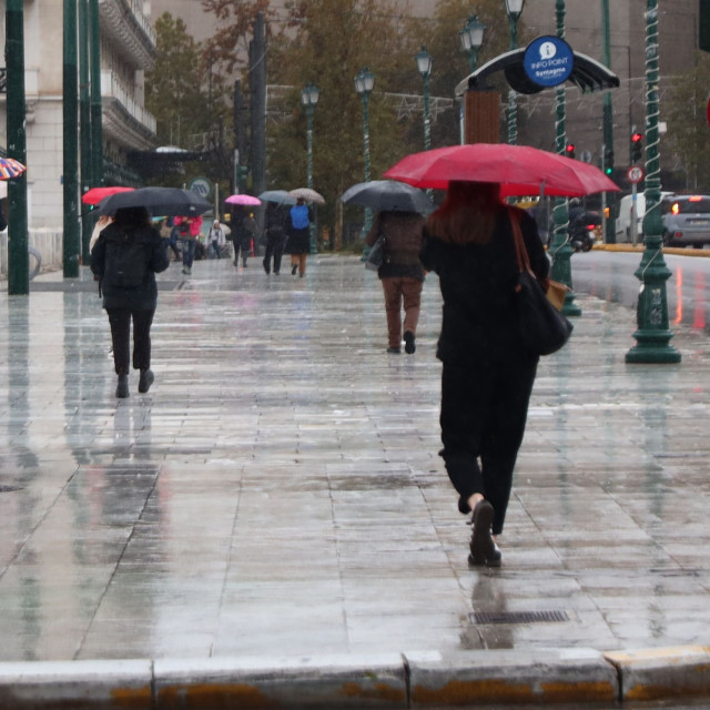 Καιρός - Μαρουσάκης: Απρίλιος με ασυνήθιστο οργανωμένο κύμα κακοκαιρίας - Πότε θα πλήξει την Αττική