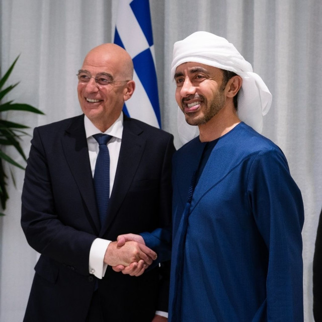 Δένδιας: Συνάντηση με τον αναπληρωτή πρωθυπουργό και υπουργό Εξωτερικών των ΗΑΕ