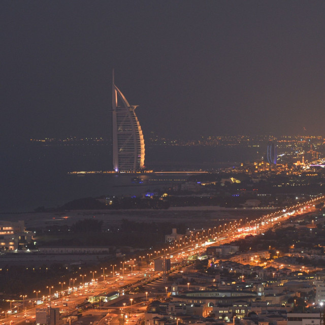 Παράνοια στο Ντουμπάι για την «εικόνα»: Κάτοικοι «καρφώνουν» εκείνους που ανεβάζουν βίντεο επιθέσεων