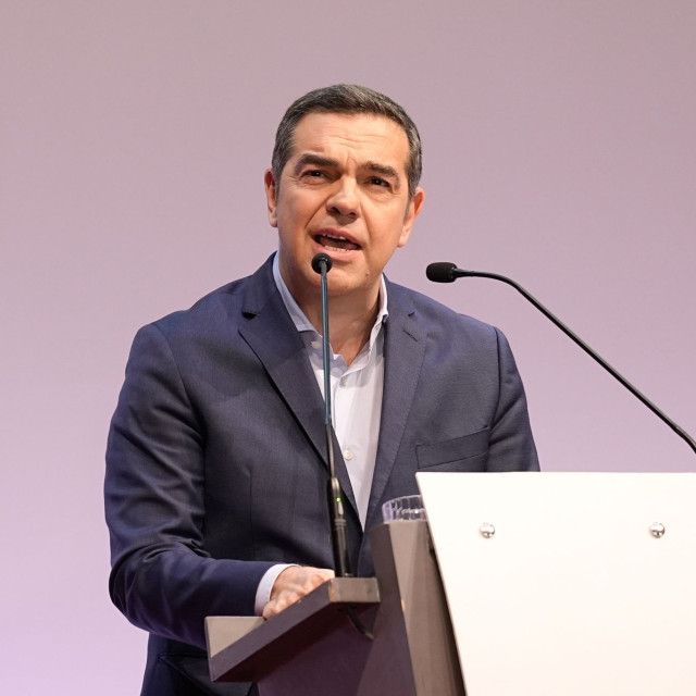 Kόμμα Τσίπρα: Η επανεμφάνιση Βασιλειάδη και η ξαφνική απόσταση από την Κουμουνδούρου