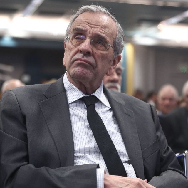 «Ο Αντώνης Σαμαράς σταθμίζει τις συνθήκες για την δημιουργία κόμματος»