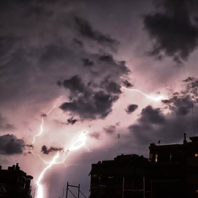 Καιρός: Συνεχίζεται η επέλαση του Erminio – Τι αναφέρει το επικαιροποιημένο δελτίο της ΕΜΥ