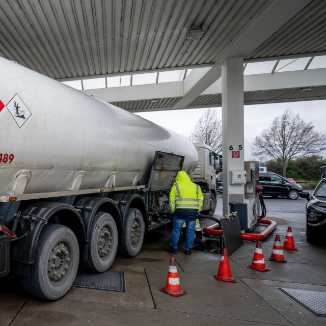 Γερμανία: Σε ισχύ το 24ωρο «πάγωμα» τιμών καυσίμων - Η νέα πραγματικότητα στα πρατήρια