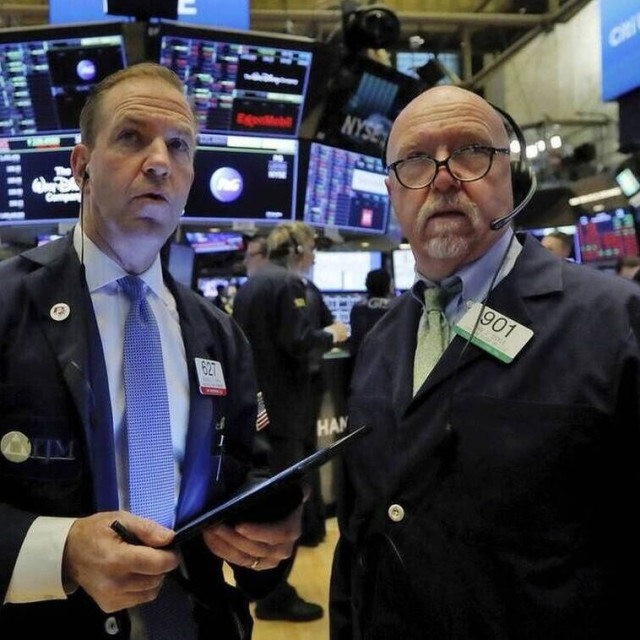 Κλείσιμο χωρίς κατεύθυνση στη Wall Street στον απόηχο του διαγγέλματος Τραμπ