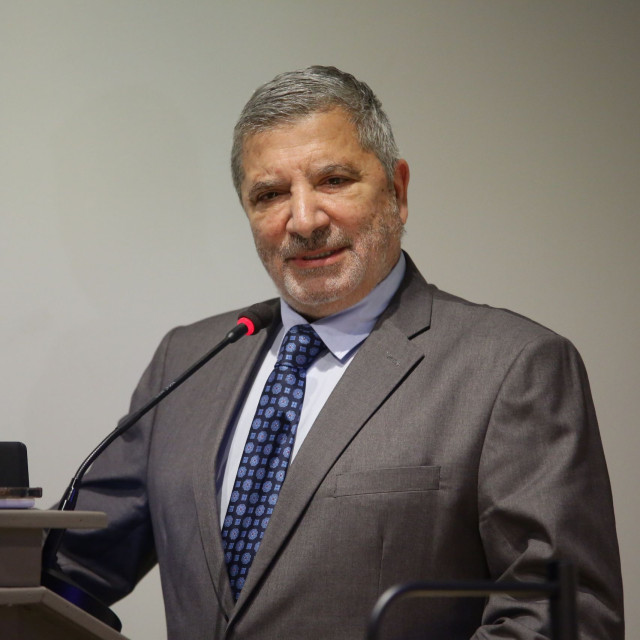 Ιατρικός Σύλλογος Αθηνών: Τα τελευταία πέντε χρόνια έφυγαν από τη χώρα πάνω από 5.400 γιατροί