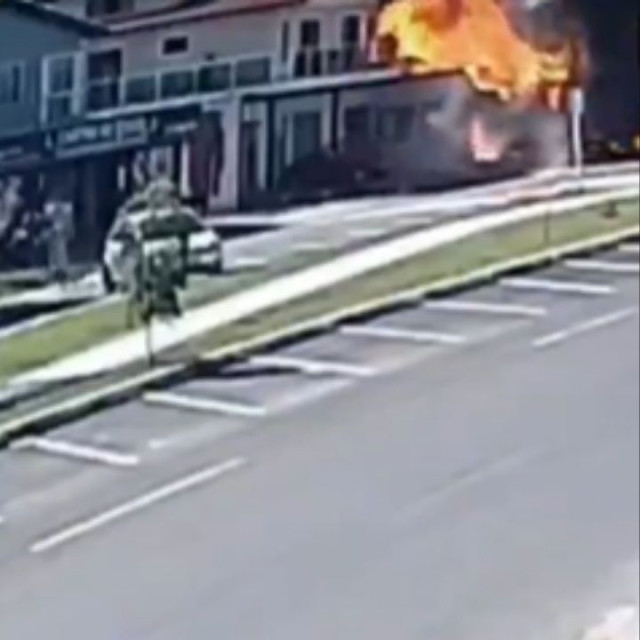 Βραζιλία: Αεροσκάφος έπεσε σε εστιατόριο - Τέσσερισ νεκροί