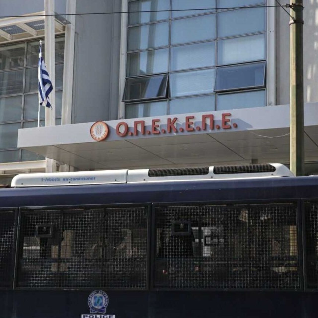 ΟΠΕΚΕΠΕ: Οι καταγγελίες για συνωμοσία αξιωματούχων, τα πλαστά έγγραφα και η εμπλοκή Κεφαλογιάννη
