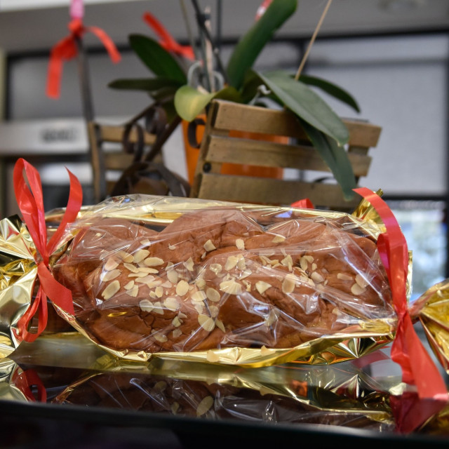 Πασχαλινά γλυκά: Οι παραδοσιακές γεύσεις της Ελλάδας από τόπο σε τόπο