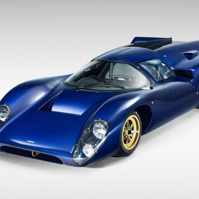 Η θρυλική Lola T70 επιστρέφει ως supercar με 500 ίππους