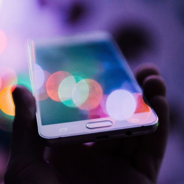 Το FBI προειδοποιεί: Μην εγκαταστήσετε αυτές τις εφαρμογές στα κινητά σας