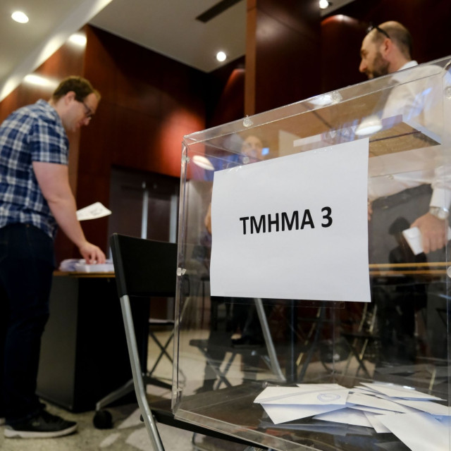 Δημοσκόπηση Interview: Μπροστά με 17 μονάδες η ΝΔ στην εκτίμηση ψήφου