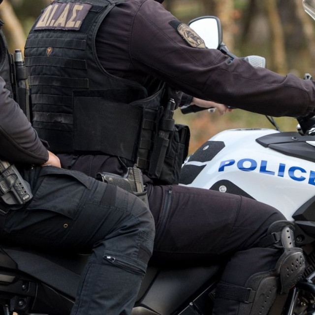 Θεσσαλονίκη: Κλοπές ηλεκτρικών πατινιών και ρούχων - Συνελήφθησαν 3 ανήλικοι