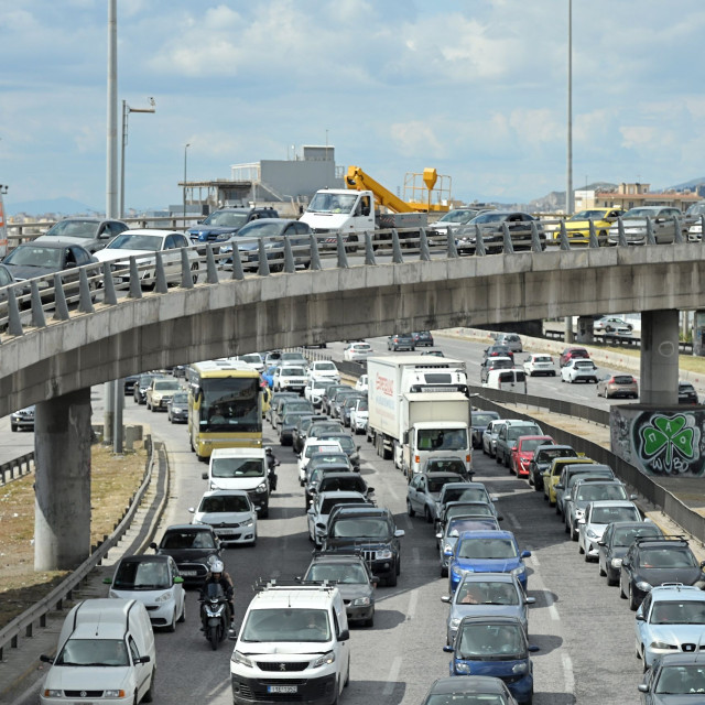 Κίνηση τώρα: Χάος στον Κηφισό - Μεγάλες καθυστερήσεις και στην Αττική οδό