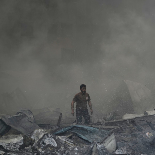 Η Τεχεράνη απειλεί να αποχωρήσει από την εκεχειρία αν συνεχισθούν οι επιθέσεις στο Λίβανο