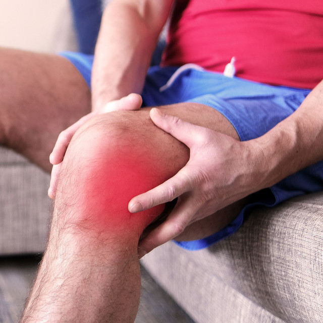 Ουρική αρθρίτιδα και ουρικό οξύ: Οι σπιτικές θεραπείες που ανακουφίζουν σε μια έξαρση