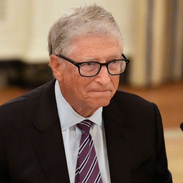 Ο Μπιλ Γκέιτς αποκαλύπτει τα κόλπα στις συνεντεύξεις για δουλειά