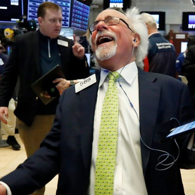 «Ανάσα» στη Wall Street – Μεγάλα κέρδη στους δείκτες έφερε η εκεχειρία στο Ιράν