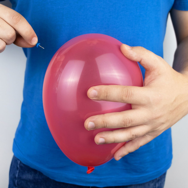 Πώς φεύγει γρήγορα το φούσκωμα μετά από μεγάλο γεύμα: Τι συστήνουν διαιτολόγοι