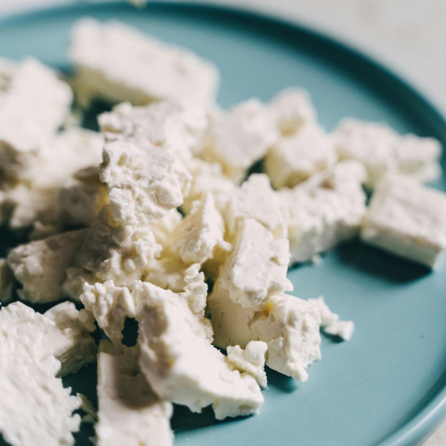 ΕΦΕΤ: Ανακαλείται παρτίδα φέτας – Εντοπίστηκε το βακτήριο listeria