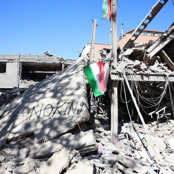 Πόλεμος και ειρήνη