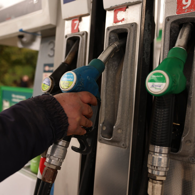 Fuel Pass: Η επιβεβαίωση που χρειάζεται να κάνετε για να είναι πιο γρήγορη η διαδικασία της αίτησης