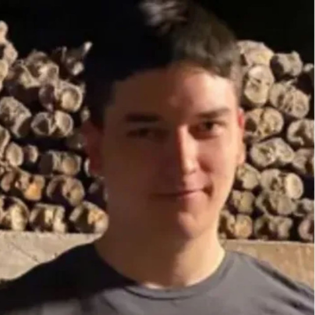 Τραγικός εφηβικός έρωτας: Αυτοκτόνησε 19χρονος φοιτητής που βρήκε νεκρή την αγαπημένη του