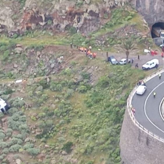 Ισπανία: Ένας νεκρός και 3 τραυματίες σε ανατροπή λεωφορείου στα Κανάρια Νησιά