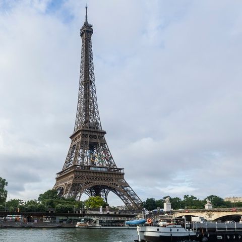 Σε δημοπρασία ιστορικό κομμάτι από τον Πύργο του Άιφελ ετών 137 - Η αστρονομική τιμή πώλησης