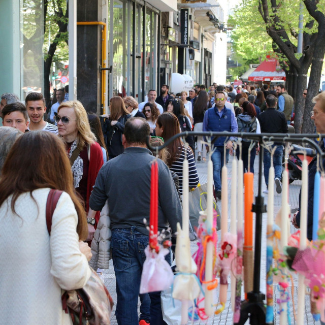 Eορταστικό ωράριο: Τι ώρα κλείνουν Mεγάλο Σάββατο σούπερ μάρκετ και καταστήματα - Πότε ανοίγουν ξανά