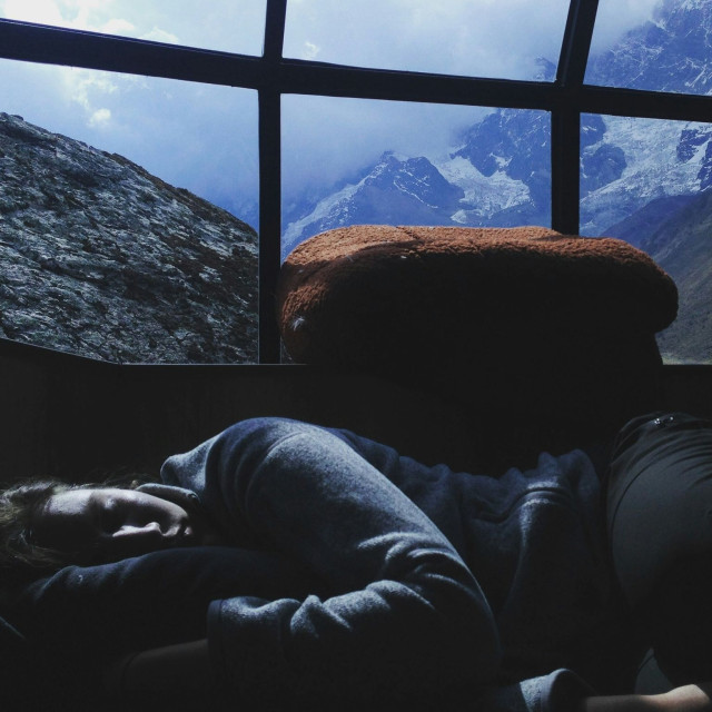 Ανατροπή για τον πιο... χρήσιμο ύπνο: Νέα έρευνα για τα όνειρα και τον εγκέφαλο