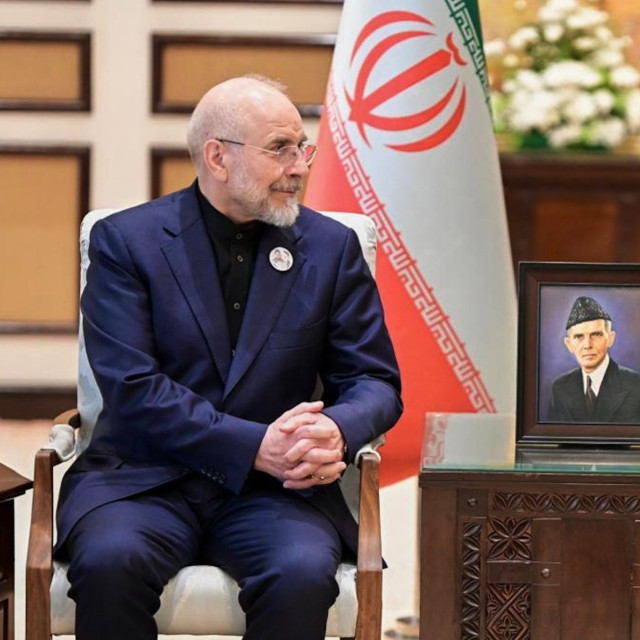 Financial Times: Σε αδιέξοδο οι διαπραγματεύσεις για τα Στενά του Ορμούζ - Γιατί επιμένουν οι Ιρανοί