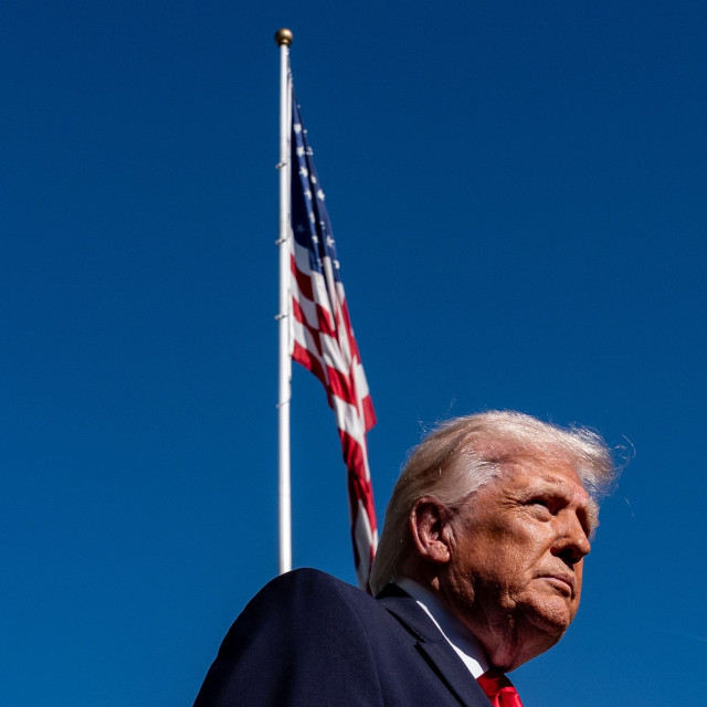 Ο Τραμπ δεν μετανιώνει που απείλησε να «καταστρέψει τον πολιτισμό του Ιράν» - «Ή όλα ή τίποτα»