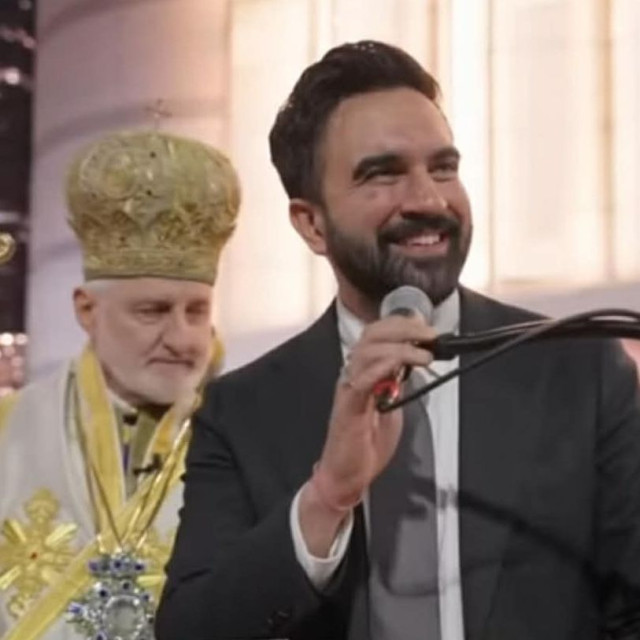 Νέα Υόρκη: «Καλή Ανάσταση» ευχήθηκε ο Μαμντάνι στα ελληνικά