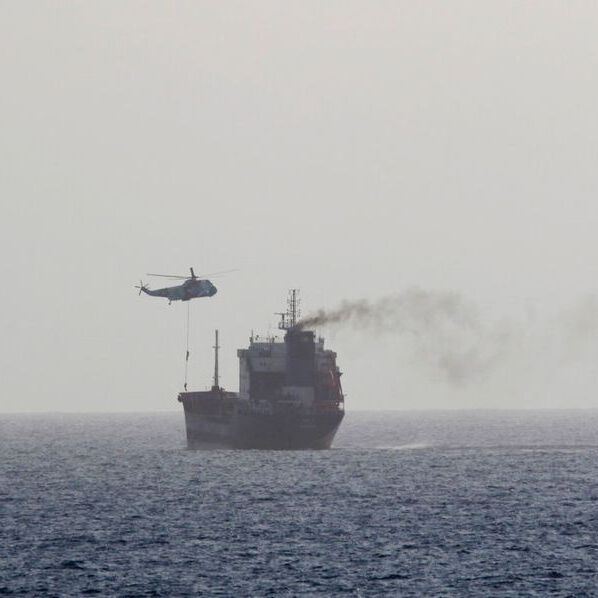 Στενά του Ορμούζ: Δύο δεξαμενόπλοια που συνδέονται με το Ιράν εξέρχονται από τον Κόλπο