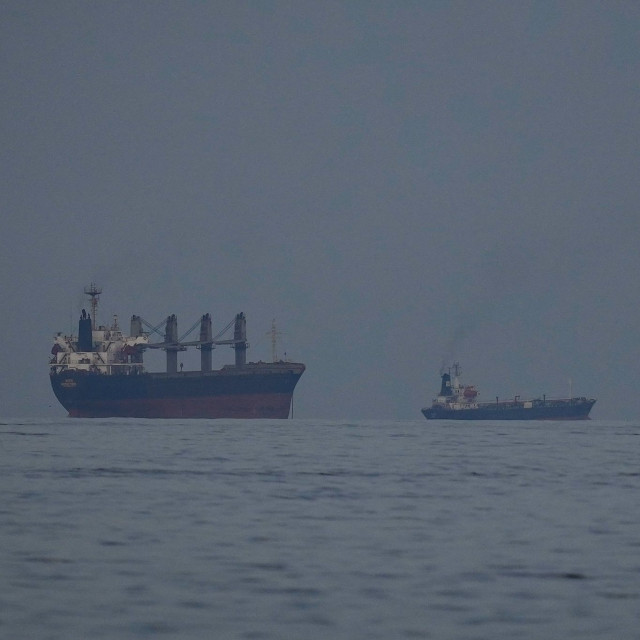 Οι ελπίδες για επανέναρξη διαλόγου ΗΠΑ - Ιράν «ρίχνουν» τις τιμές του πετρελαίου κάτω από τα $100