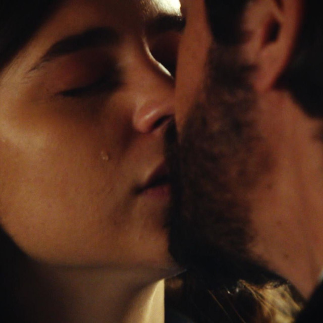 Άγιος Έρωτας spoiler: Ο πατήρ Νικόλαος βγάζει τα ράσα για την καρδιά της Χλόης