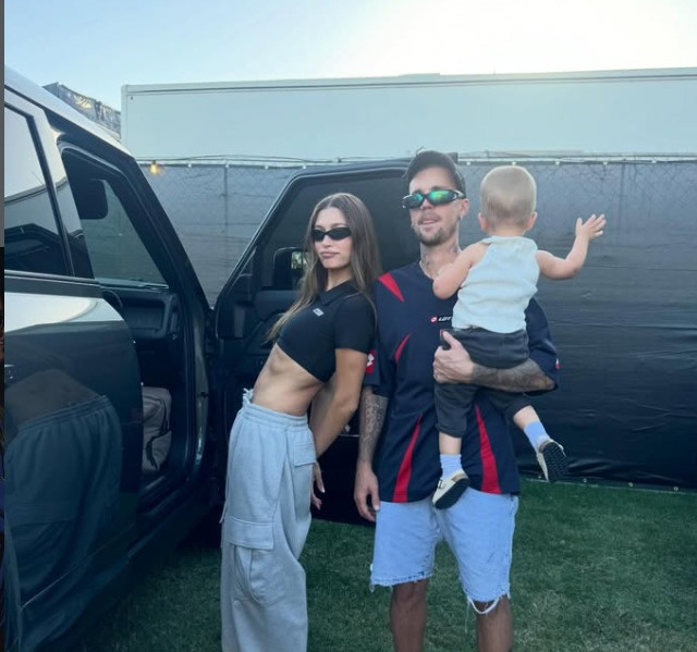 Hailey Bieber: Στο πλευρό του Justin στο Coachella - Βίντεο από τις πρόβες με τον γιο τους