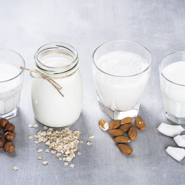 Φυτικά γάλατα: Σύγκριση διατροφικών στοιχείων - Πώς να επιλέξετε το καλύτερο για εσάς