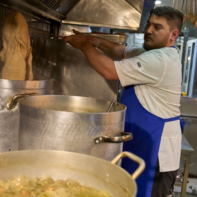 Γαστρονομικός καυγάς Ελλάδας – Τουρκίας: Μαλώνουν για την προέλευση του πατσά