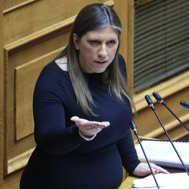 Ζωή Κωνσταντοπούλου στη Βουλή:  Ο κόσμος συζητάει για το πώς θα φύγετε, κύριε Μητσοτάκη