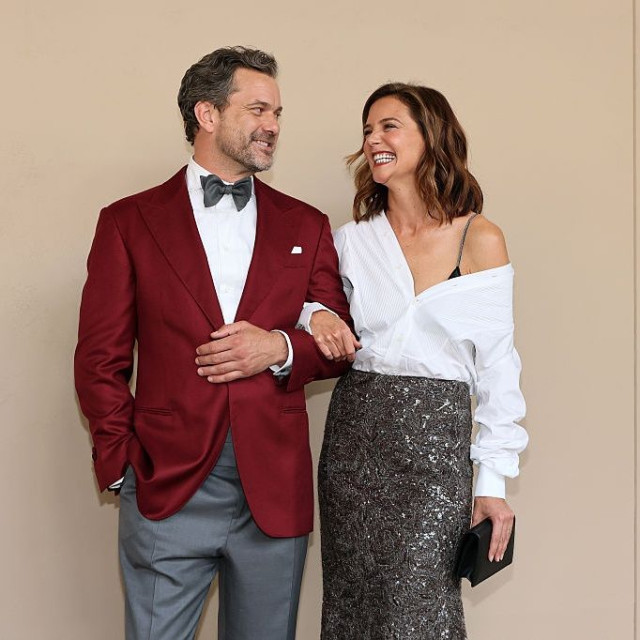 Τζόσουα Τζάκσον - Κέιτι Χολμς: Το reunion στο κόκκινο χαλί που «γύρισε» τον χρόνο πίσω