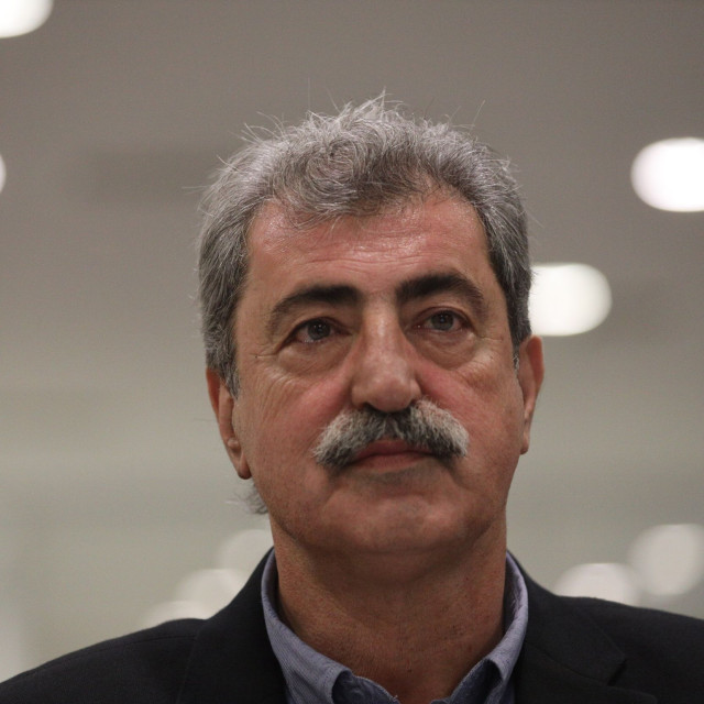 Η μαντινάδα του Πολάκη για τον Τσίπρα