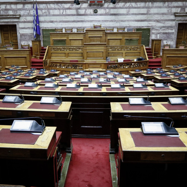 Η άλλη όψη της εξουσίας: Άριστοι στα χαρτιά, ανεπαρκείς στην πράξη