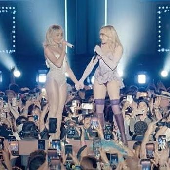 Coachella 2026: Η ιστορική επιστροφή της Madonna – Εμφάνιση «έκπληξη» με τη Sabrina Carpenter