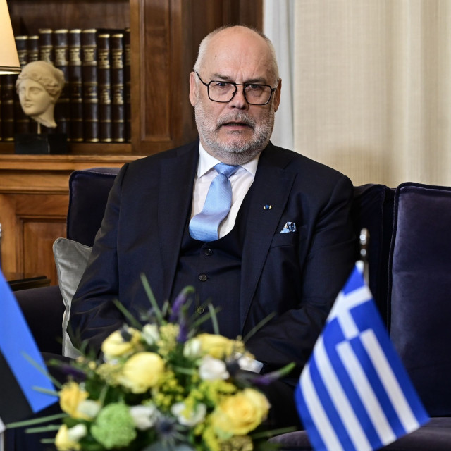 Ο πρόεδρος της Εσθονίας θα διανυκτερεύσει σε ελληνικό μοναστήρι που διαμένουν Εσθονές μοναχές