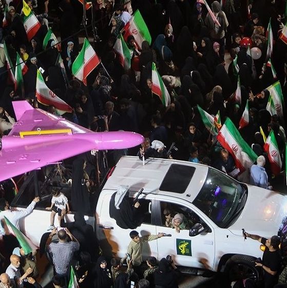 Έγιναν viral τα ροζ drones τύπου Shahed 136 «για κορίτσια» του Ιράν - Βίντεο