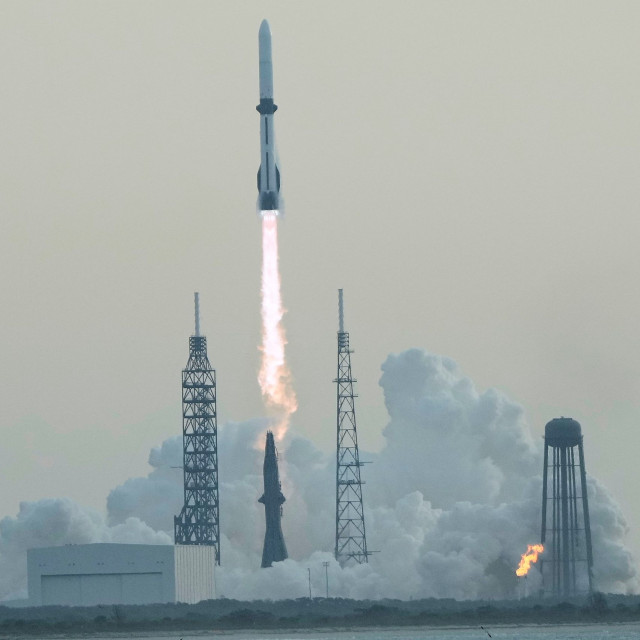 Γκάφα για την Blue Origin του Τζεφ Μπέζος - Έστειλε δορυφόρο σε λάθος τροχιά