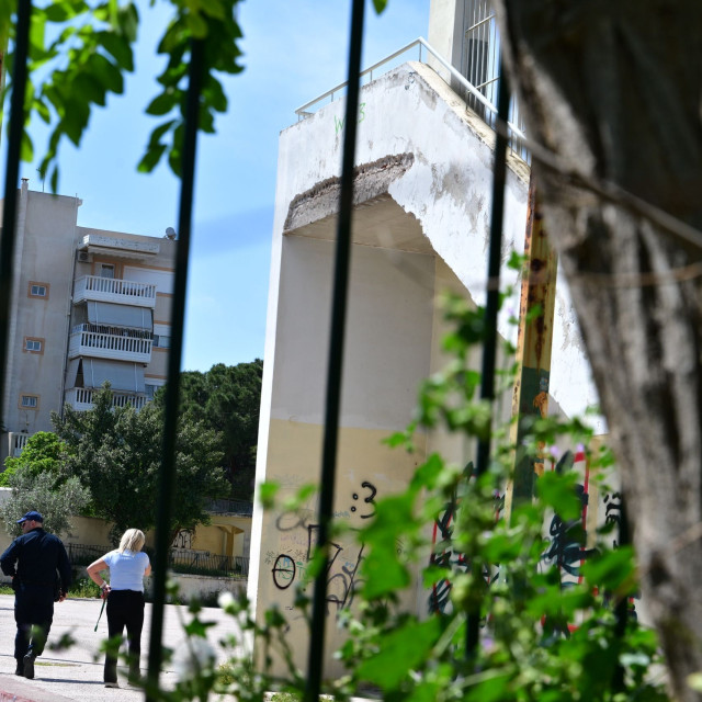 Χαϊδάρι: «Υπάρχει προστατευτική κουπαστή στο σημείο» λέει η διευθύντρια του σχολείου της 13χρονης